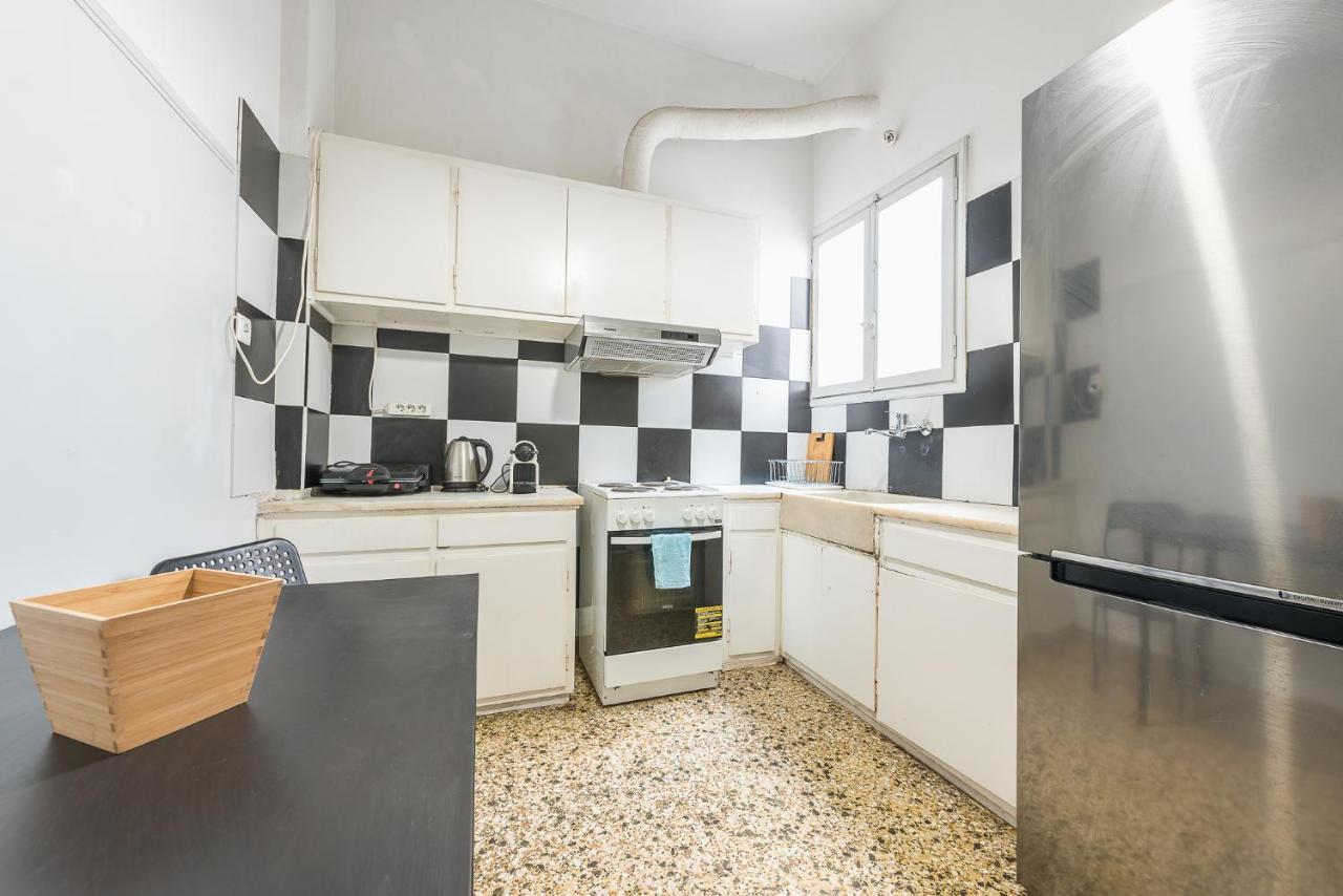 Space Paradise Apartments Atene Esterno foto
