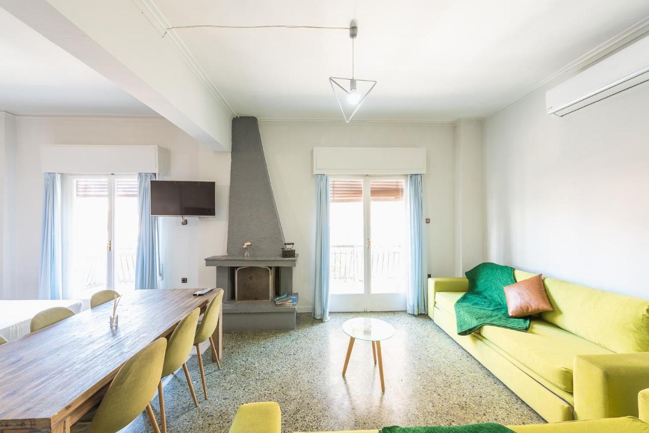 Space Paradise Apartments Atene Esterno foto